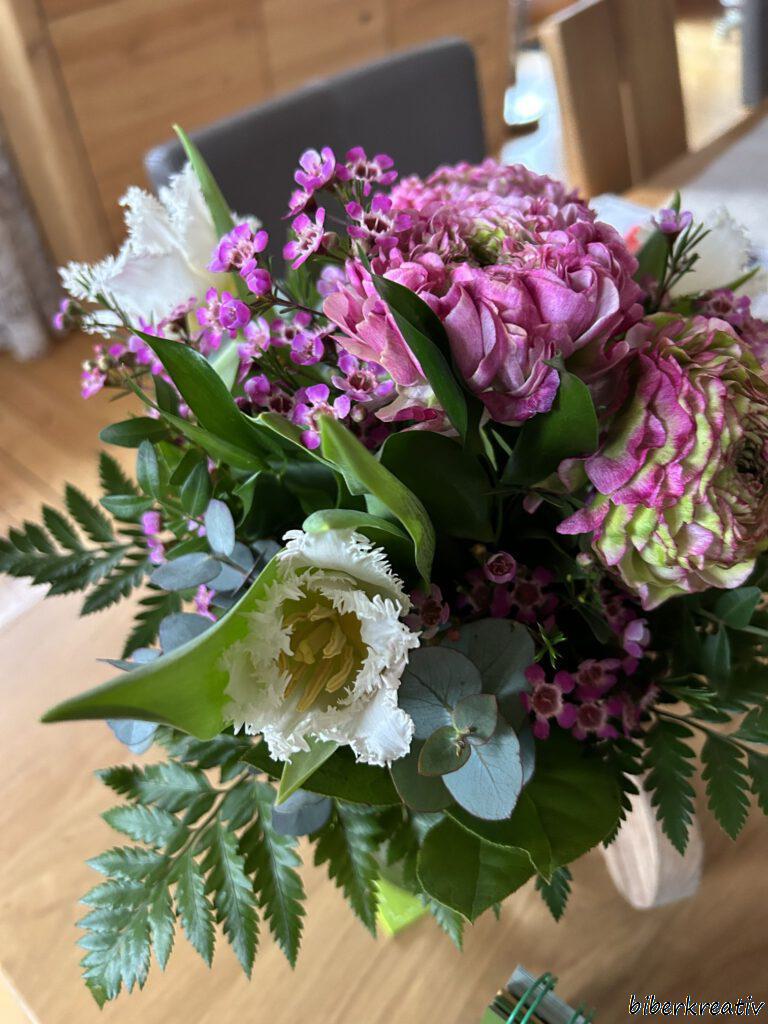 Friday-Flowerday-1023